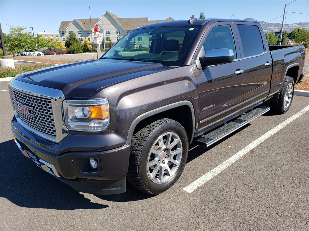 Rogue Credit Union Auctions - 2015 GMC Sierra 1500 Crew Cab Denali ...